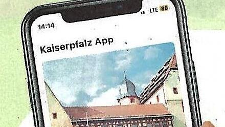 Neuerdings gibt es auch eine Tour durch das Erlebnismuseum Rote Mauer und eine digitale Führung zu den Wandmalereien.