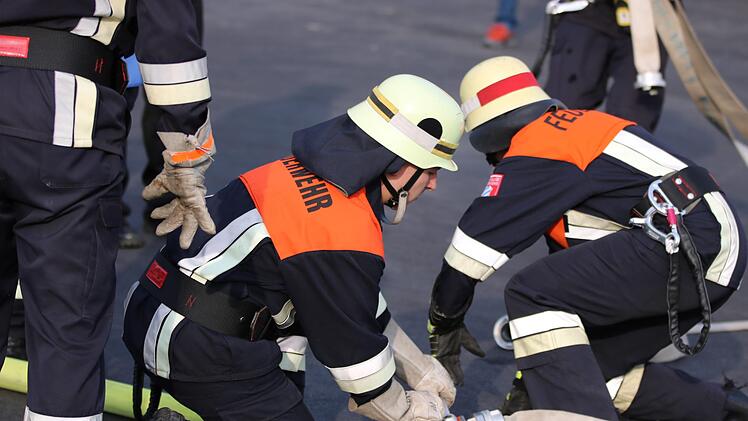 Leistungsprüfung bei der Feuerwehr. Sebastian Schmitt