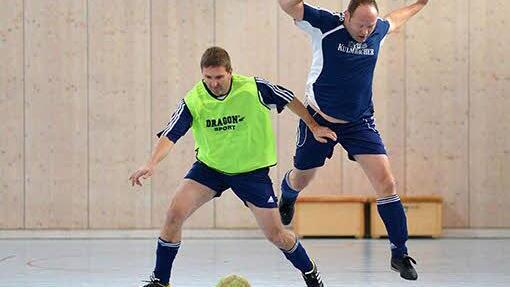 FC Dechsendorf gegen TSV Neuhaus (blau)