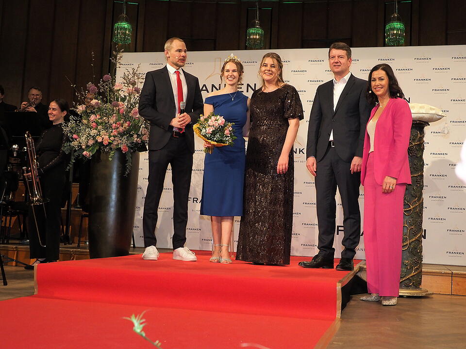 Die 68. Fr&auml;nkische Weink&ouml;nigin wurde gekr&ouml;nt.