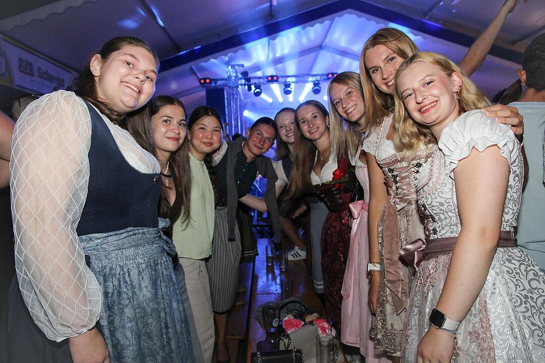 Super Stimmung beim Wiesenfest.