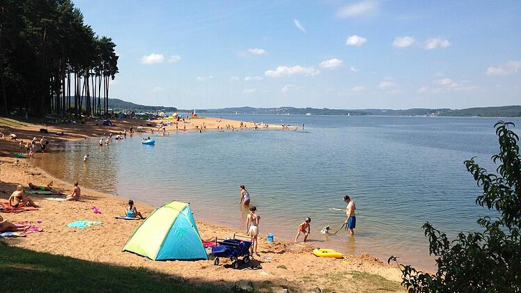 Der neun Quadratkilometer große Brombachsee in Mittelfranken bietet viele Freizeitmöglichkeiten. Foto: Daniel Ruppert