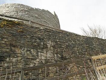 Die Burgruine Nordeck ist über die Osterfeiertage wieder gefahrlos begehbar. Fotos: Sonja Adam