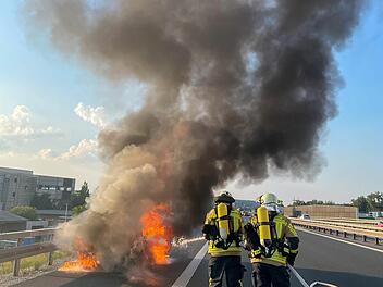 Fahrzeugbrand A73 bei Forchheim