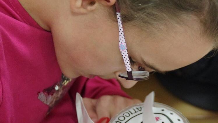 Der Nikolaus besuchte die Petra-Döring-Schule in Kronach. Foto: Marco Meißner