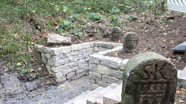 Kitzingen: "Viele Jahre in Dornröschenschlaf" - Kleines Juwel in Kitzinger Klinge wurde zum Leben erweckt