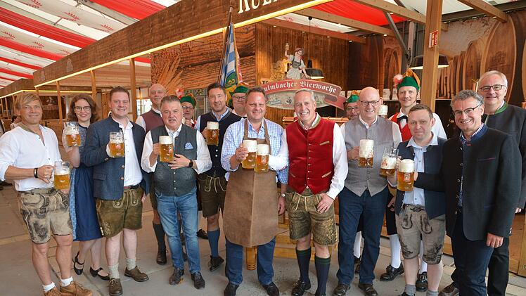 Kulmbach: "Letzter große Schritt zur Bierwoche" - Probeanstich und Festbier-Verkostung gelungen