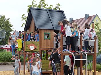 Das neue Klettergerüst entstand nach Ideen der Schüler. Foto: Pauline Lindner