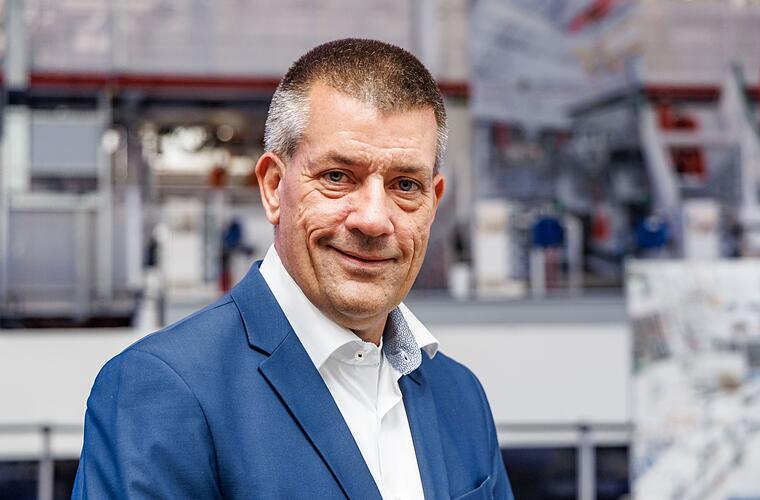 Meyer Werft bekommt neuen Chef