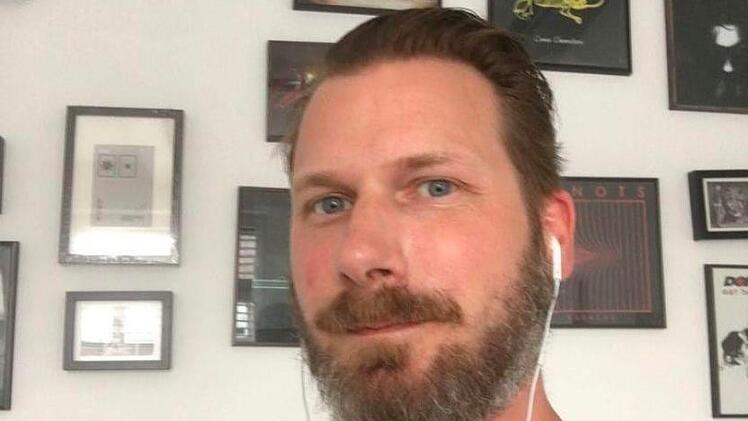 Jan-Dirk Poggemann stand dieser Redaktion Rede und Antwort zu seinem Dusch-Hörtipp, Rockstarklischees und seinen "Lutzi"-Erfahrungen. Foto: Jan-Dirk Poggemann (Selfie)