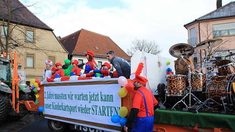 Der Faschingszug durch Höchstadt  - Foto: Andreas Dorsch