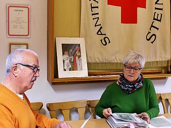 Irene und Alois Gundalach organisieren seit 30 Jahren die Weihnachtsfeier für Menschen mit Behinderung. Foto: Werner Vogel