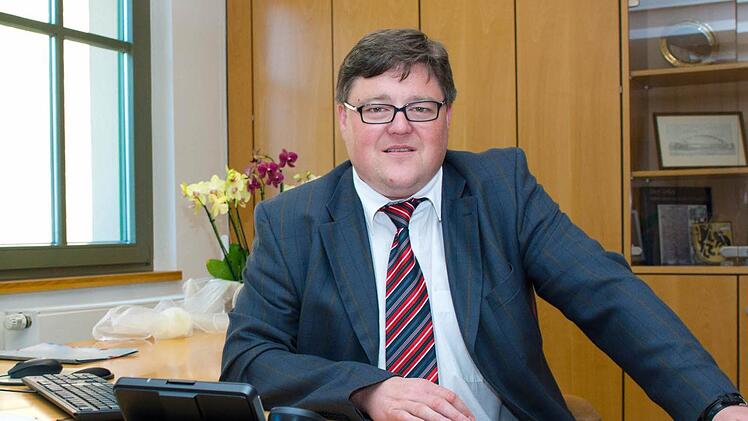 Matthias Schneiderbanger ist Bürgermeister von Zapfendorf. Er wurde festgenommen wegen dem Verdacht auf Unterschlagung.  Foto: Archiv