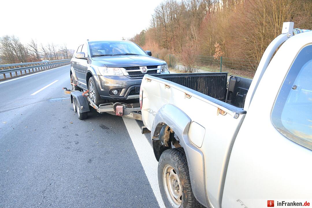 Unfall auf A73 - 20.000 Euro Schaden