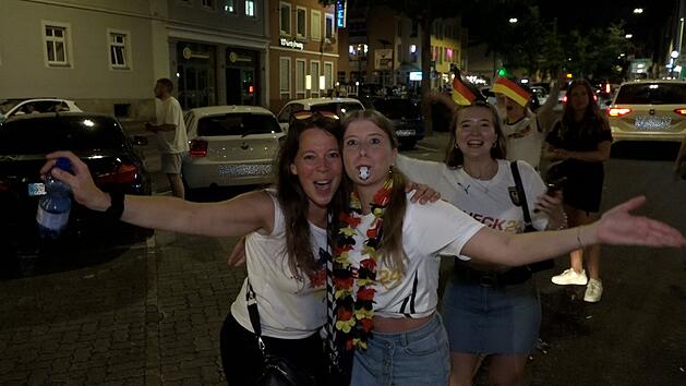 Deutschland im Viertelfinale: W&uuml;rzburg feiert Sieg &uuml;ber D&auml;nemark