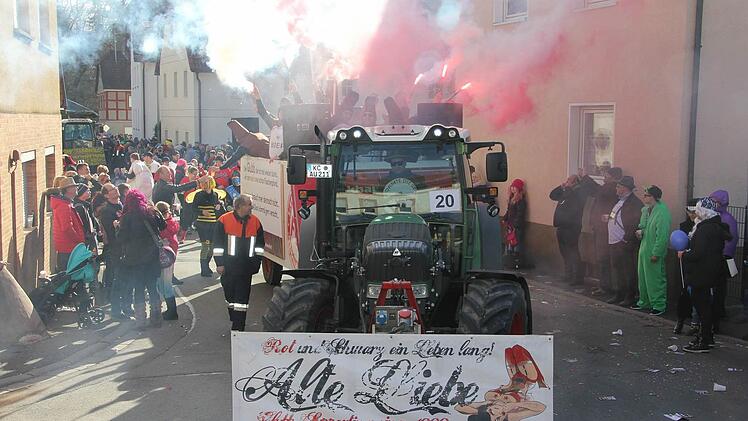 Faschingsumzug in Oberlangenstadt. Foto: Veronika Schadeck