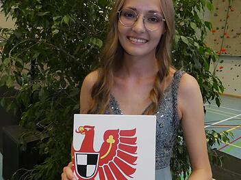 MGF- Jahrgangsbeste Elena Brandl will nun Medizin studieren. Foto: Werner Reißaus
