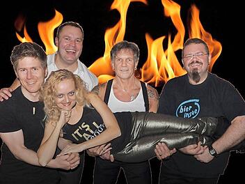 Hot Oven and the Bricketts spielt mit Besetzung Markus Barthel (Keyboard), Nicole Dippold (Gesang), Daniel Rossmann (E-Gitarre), Uto Schmitt (Bass) und Christian Zinn (Schlagzeug). Foto: Hot Oven and the Bricketts