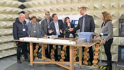 Reinhard Stang (FDP), Peter Striegel (BF), Antje M&uuml;ller (BF), Roland Kraus (FDP), MdB Stephan Thomae (FDP), Melanie Bindhammer (FDP), Andreas Abach und Franka Struve-Waasner (FDP)  Foto: privat