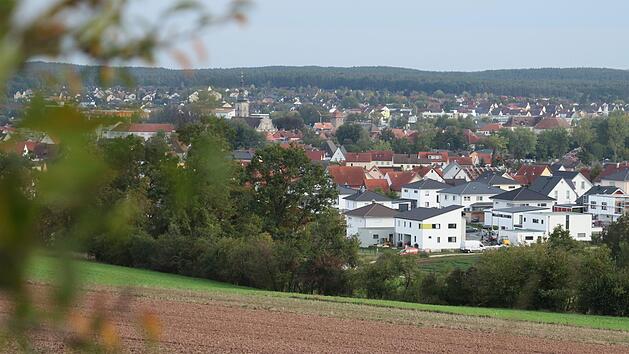 Der Häckersteig am Ortsrand von Höchstadt soll  weiter Bauland  werden. Foto: Christian Bauriedel