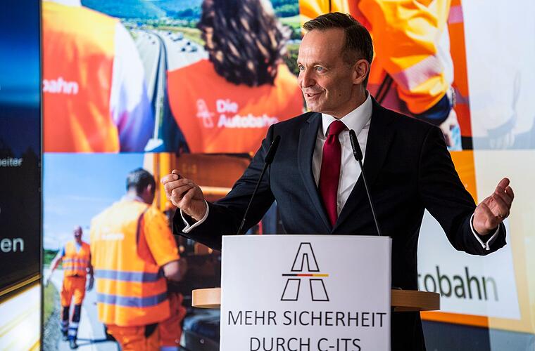 Startschuss für digitales Verkehrs-Warnsystem