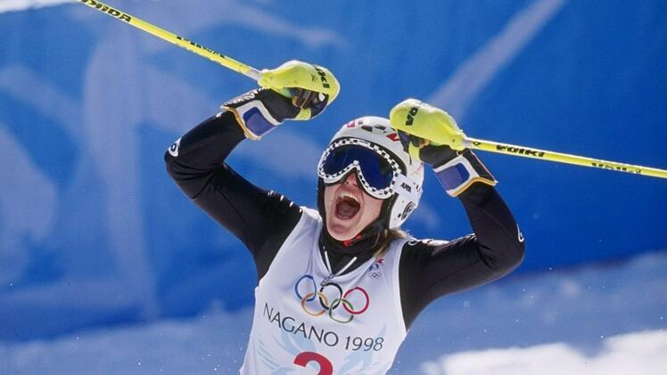 Bei den olympischen Winterspielen 1998 im japanischen Nagano gewinnt Hilde Gerg sensationell im Slalom Gold und holt Bronze in der Kombination.