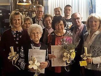 Die Jubilare der Garten- und Blumenfreunde Unterneuses Foto: privat