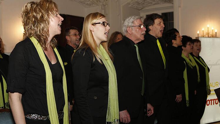 Der Gospelcho "Voices of Joy" aus Thurnau steuerte den musikalischen Part zum Neujahrsempfang bei.  Foto: Matthias Hoch