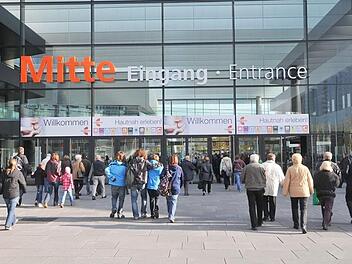 Die Dokumenta ist jedes Jahr für viele Besucher ein beliebtes Ausflugsziel. Foto: Nikolas Pelke