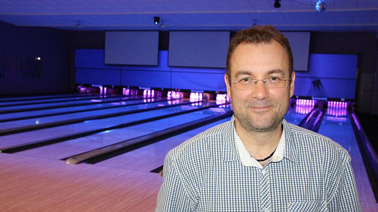 Vassili Ledin ist Geschäftsführer des Bowling- und Eventcenters. Foto: Ralf Ruppert