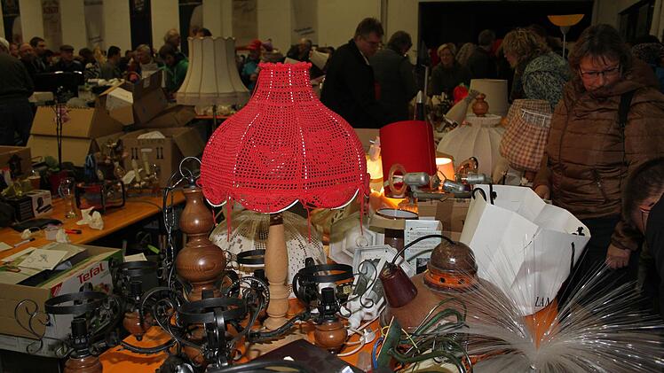 Die Lampenabteilung war in diesem Jahr besonders gut bestückt.