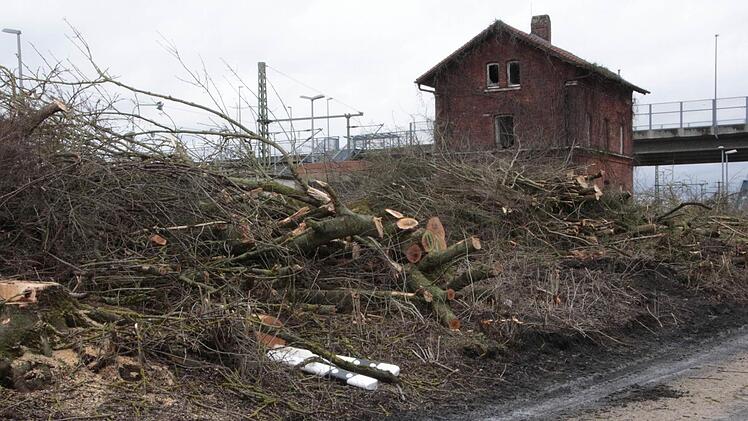 Freie Sicht am Bahnhof Kersbach