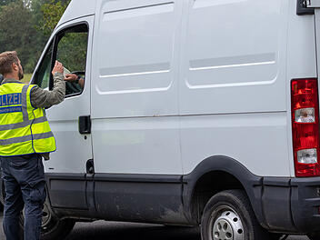 Transporter, Kontrolle, Polizeikontrolle