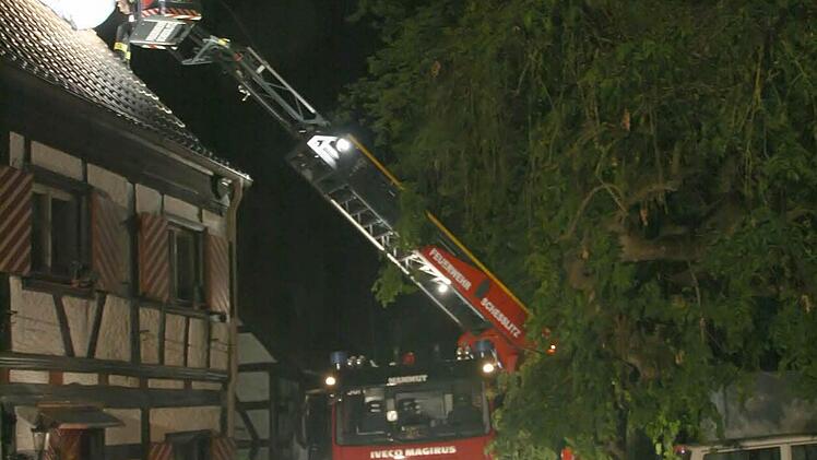 Die Scheßlitzher Feuewehr im nächtlichen Einsatz. Foto: FF Stadt Scheßlitz