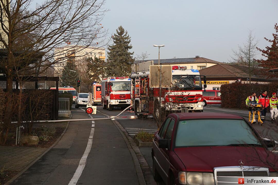Brand in Altenheim in Erlangen: Eine Schwerverletzte