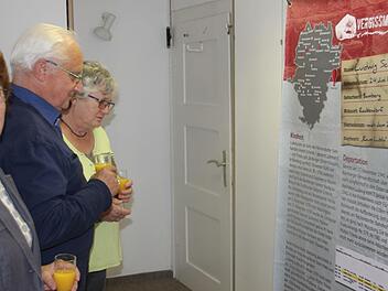 Interessierte Ausstellungsbesucher kamen auch aus Mürsbach und Rentweinsdorf. Foto: Ralf Kestel