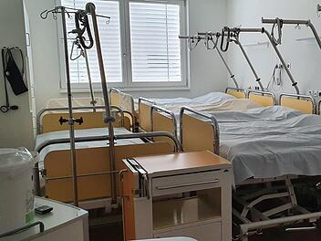 Auch wenn die Inzidenz gerade explodiert in Kulmbach, die Situation auf der Corona-Station des Klinikums bleibt entspannt - dank der Impfung. Foto: Christine Fischer