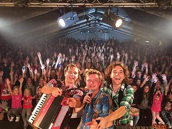 Die Dorfrocker stellten sich gern in den Dienst der guten Sache. Foto: p