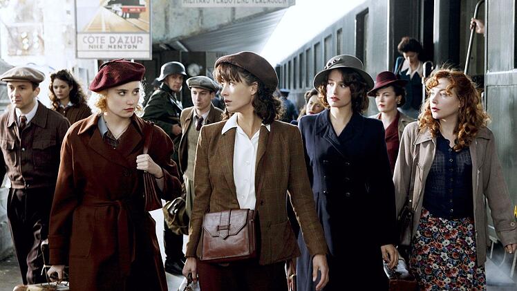 Vier Agentinnen wider Willen im Einsatz, von links: Ga&euml;lle Lemenech (D&eacute;borah Fran&ccedil;ois), Louise Desfontaines (Sophie Marceau), Suzy Desprez (Marie Gillain) und Jeanne Faussier (Julie D&eacute;pardieu).
