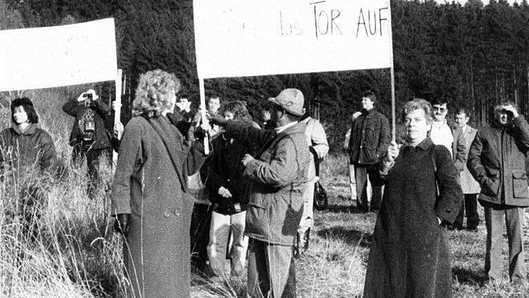 "Macht das Tor auf!",, forderten die Welitscher am 19. November 1989. Foto: Archiv