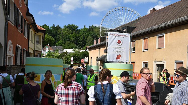 Anstich zur Bergkirchweih 2017 Foto: Ronald Rinklef