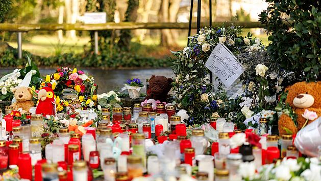 Aschaffenburg: "Wahre Helden": S&ouml;der zeichnet Helfer nach t&ouml;dlicher Messerattacke aus