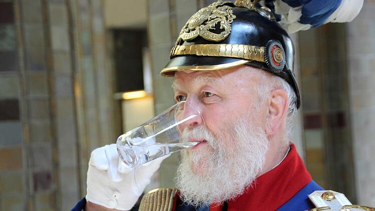 Blindverkostung mit Bad Kissinger Heilwassern. Foto: Benedikt Borst