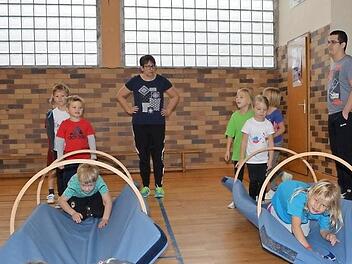 Die Turnabteilung ist der Stolz des TSV Himmelkron. Unser Bild entstand 2019 und zeigt die Jüngsten bei der Bewältigung des DTB-Kinderturnabzeichens "Löwenstark". Foto: Archiv