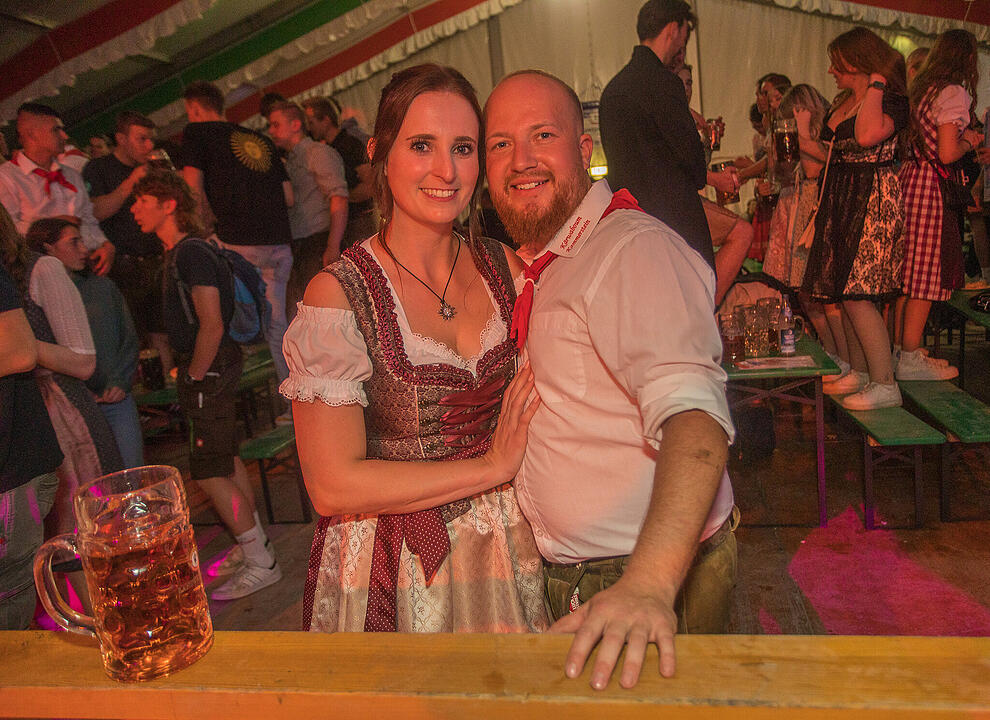 Die Cover- und Partyband "Tasty 7" spielten am Samstag.