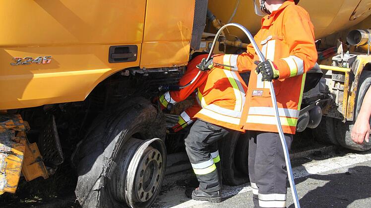 Lkw-Unfall zwischen Neudrossenfeld und Thurnau Foto: Jürgen Gärtner