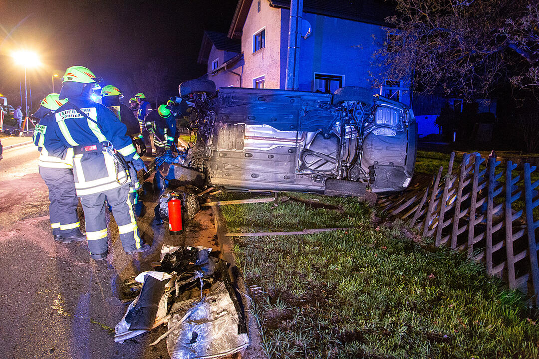 Landkreis Sonneberg: Fünf junge Menschen bei Frontalcrash schwer verletzt