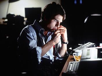 Mitch McDerre erf&auml;hrt, dass sein Arbeitgeber, eine Anwalts-Soziet&auml;t, mit der Mafia unter einer Decke steckt: In "Die Firma" briliert Hollywood-Superstar Tom Cruise (Bild) einmal mehr als Anwalt.