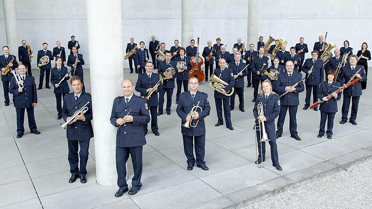 Das Bundespolizeiorchester München gastiert am 3. Dezember in der Oerlenbacher St.-Burkardus-Kirche.  Foto: PR