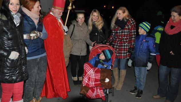 Volker Kuhn war früher für die Post, jetzt aber als Nikolaus unterwegs.